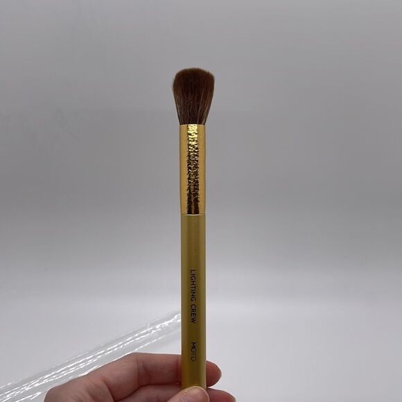 NWT MOTD COSMETICS Lighting Crew - Picture 5 of 6